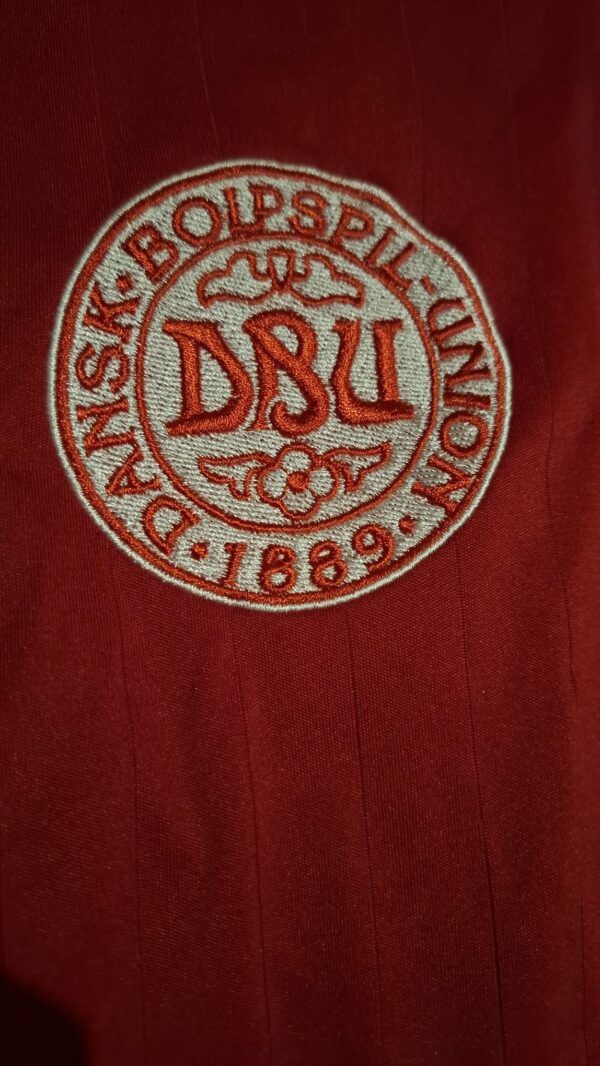 Denmark 2006 Home Kit (L/S) (XL) - Image 2