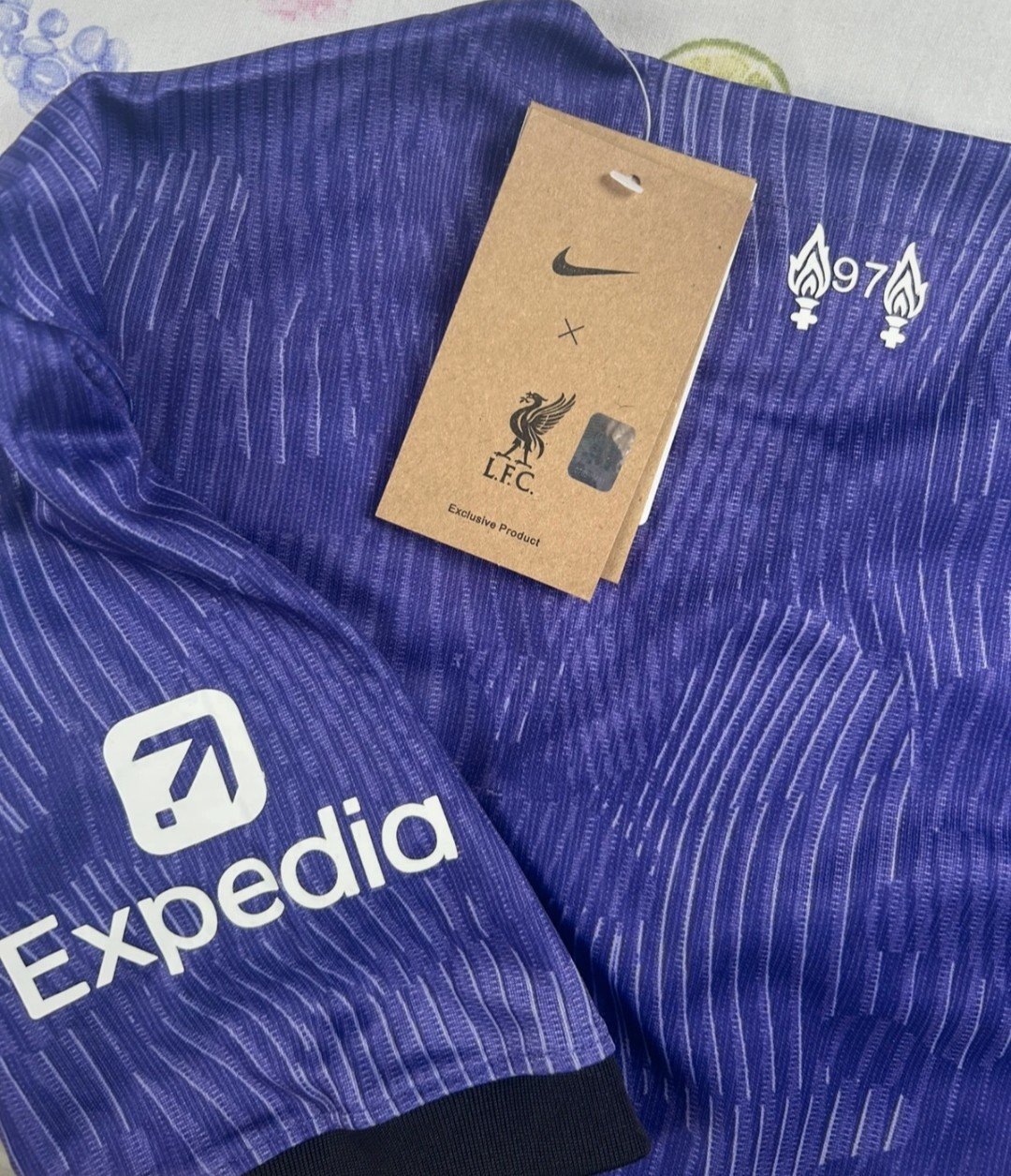 Liverpool 2023/24 Away Kit (L) (BNWT) - Image 2