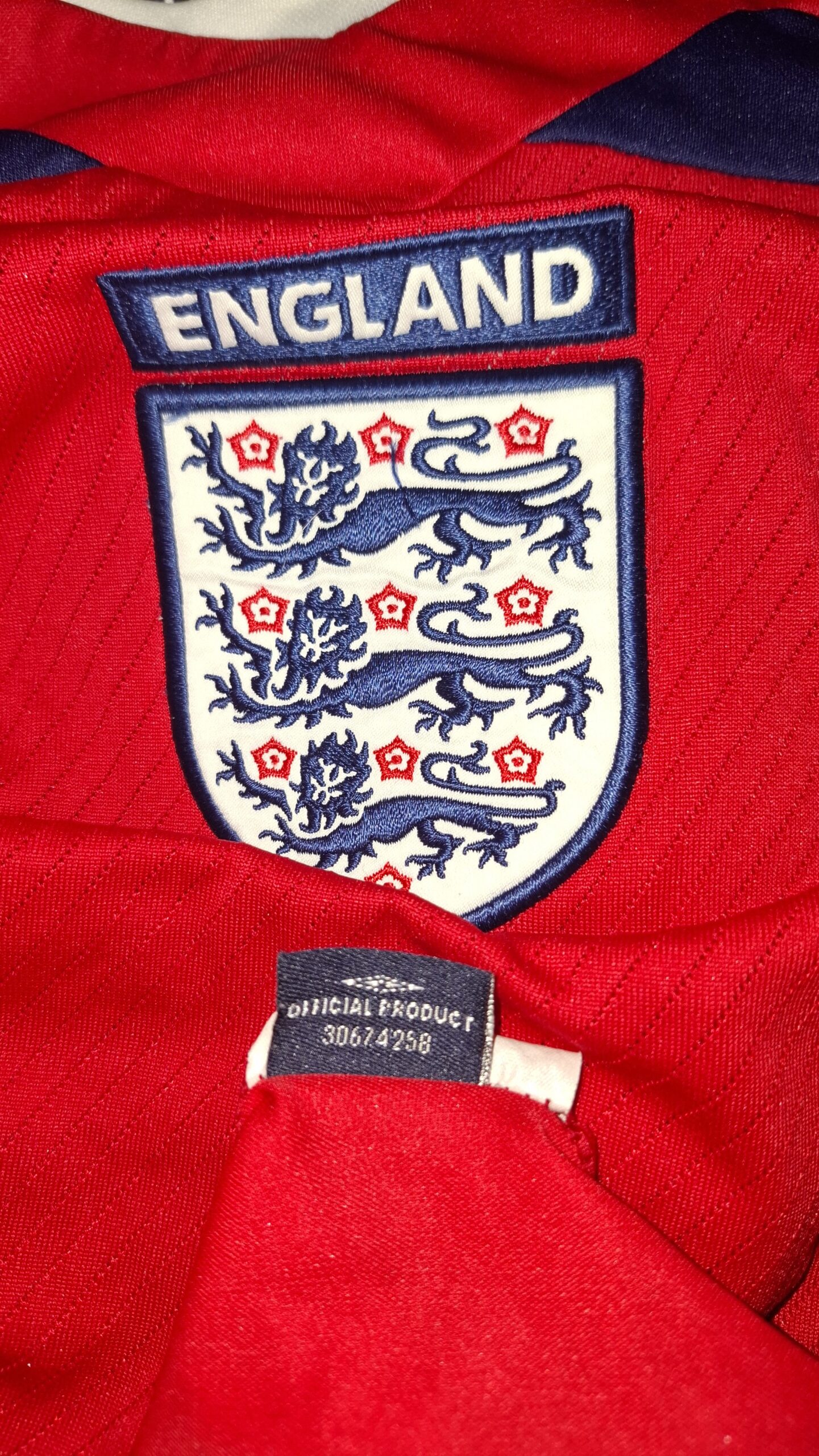 England 2008/10 Home Kit (M) - Image 3