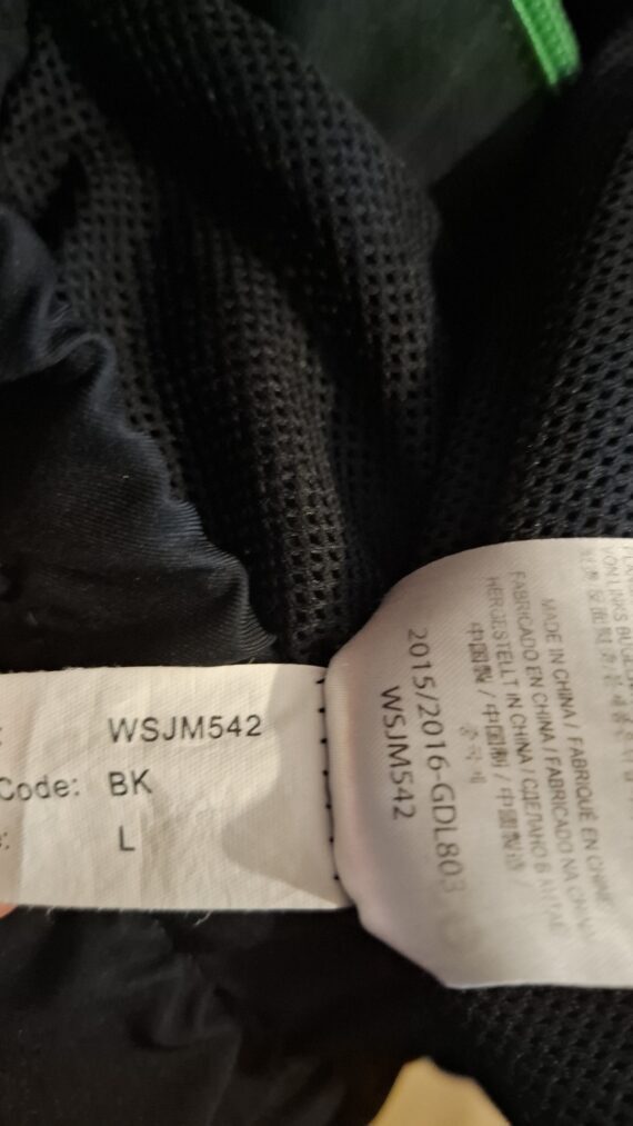 Celtic 2015 Pre-Match Jacket (M) - Image 3