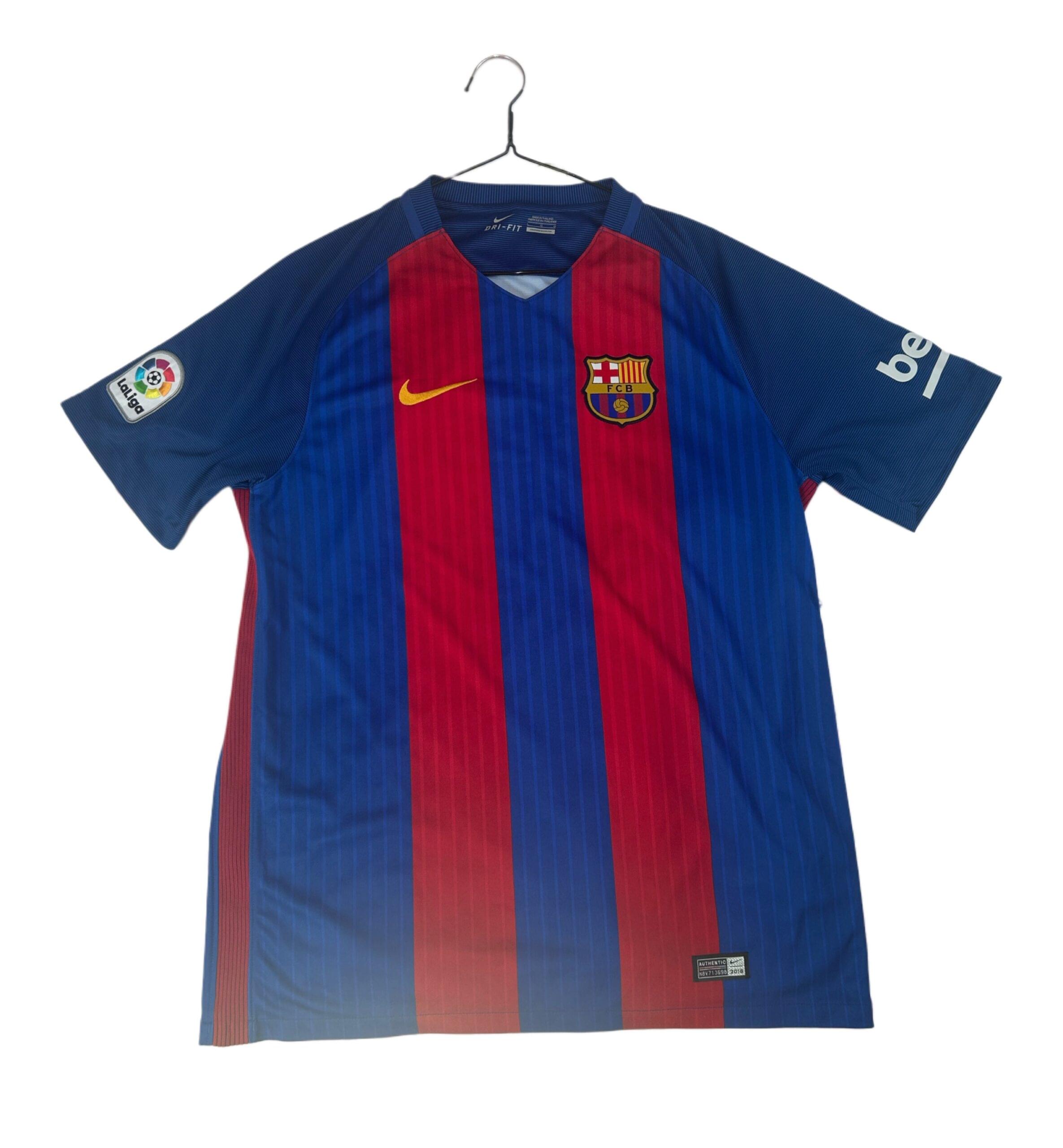 Barcelona 2016-17 Home Shirt (L)